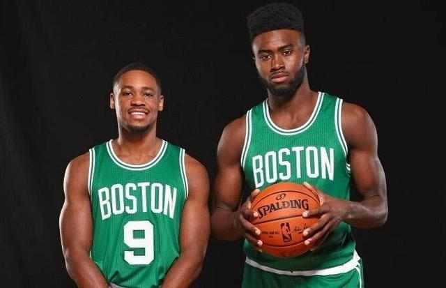 纽卡斯尔联 纽卡斯尔联