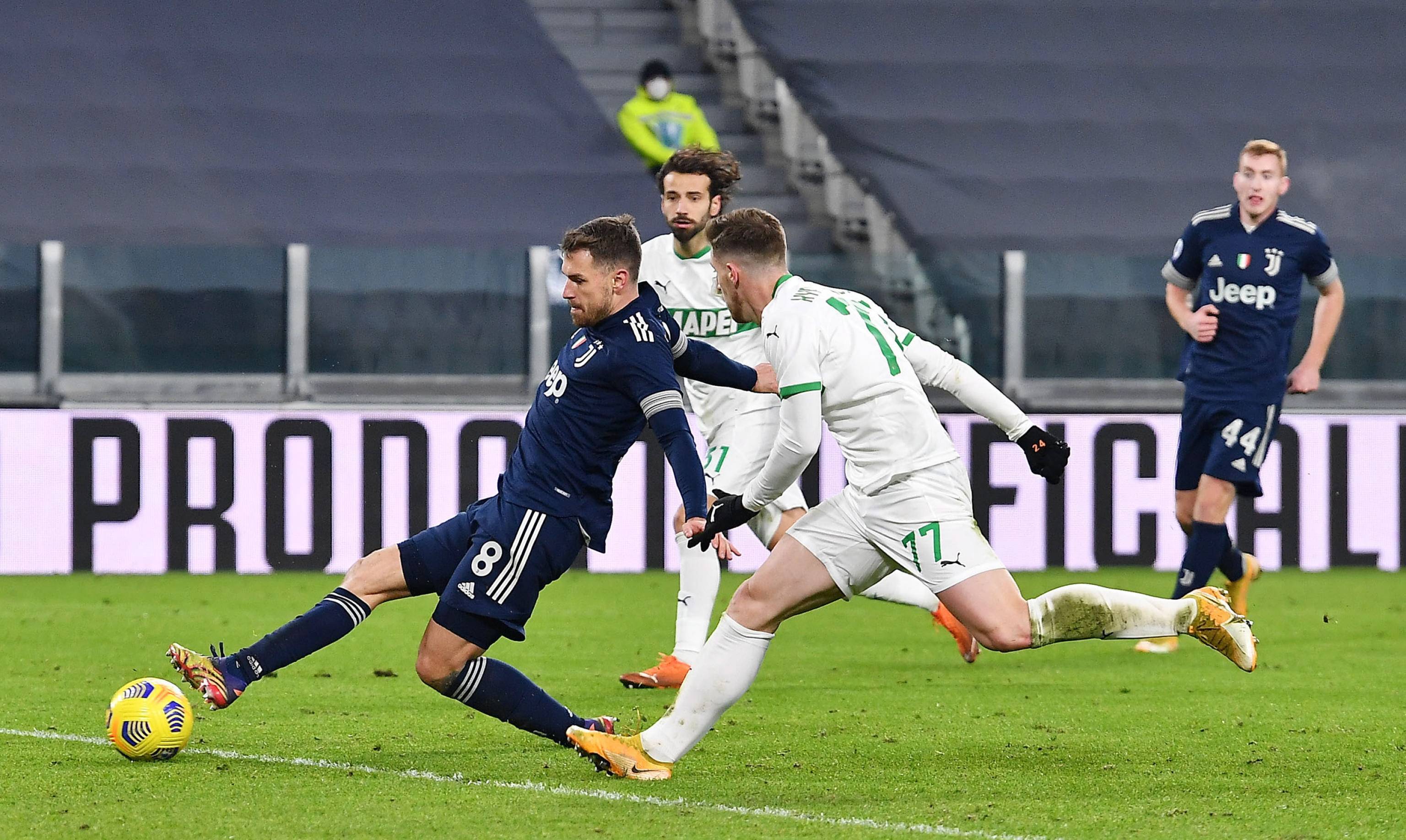 枪手喜鹊之战“争议二”：为什么加布手球没判点球？