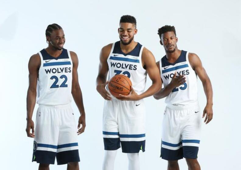 前后呼应 前后呼应